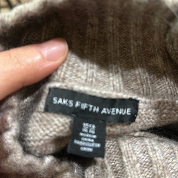 Mockneck Side Slit Midi Dress - Picture 4 of 8